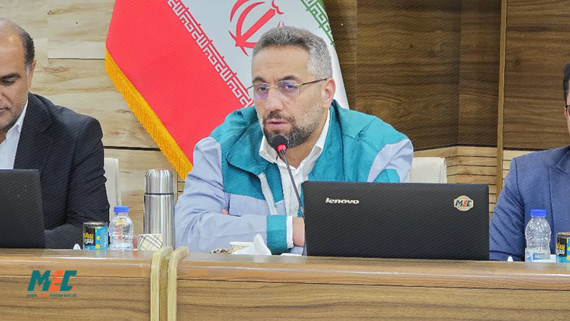 در مراسم امضای تفاهمنامه همکاری برای حفاظت از زیستگاه لاکپشتهای منقار عقابی خلیج فارس، دکتر پاسالار، فرماندار محترم عسلویه، ضمن تبریک به مناسبت حضور دکتر محمدهاشم نجفی اردکانی در مدیریت شرکت مبین انرژی خلیج فارس، ایشان را مدیری توانمند با سوابق موفق در سمتهای پیشین معرفی کرد.