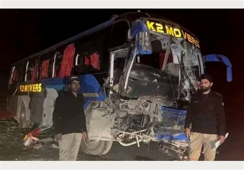 ۳۴ کشته و زخمی در حمله به یک اتوبوس در پاکستان