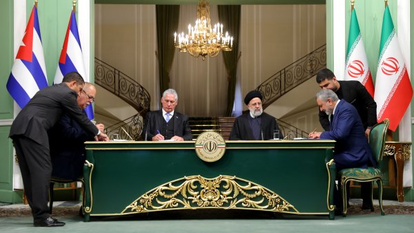 امضای ۷ سند و تفاهم‌نامه همکاری میان ایران و کوبا/ رئیسی: نظام ناعادلانه جهانی باید پایان پذیرد