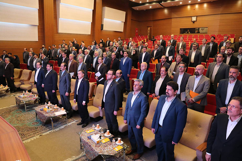 تاکید مدیر عامل بانک ملی ایران بر سرعت گرفتن ارائه تسهیلات خرد به مشتریان