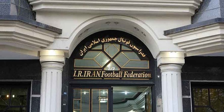 ضرورت ورود فدراسیون فوتبال به انتخاب کمیته ۳ نفره استان فارس