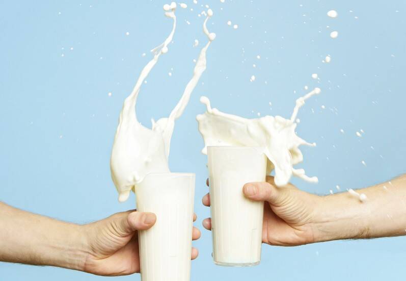 خواص مصرف روزانه شیر و لبنیات