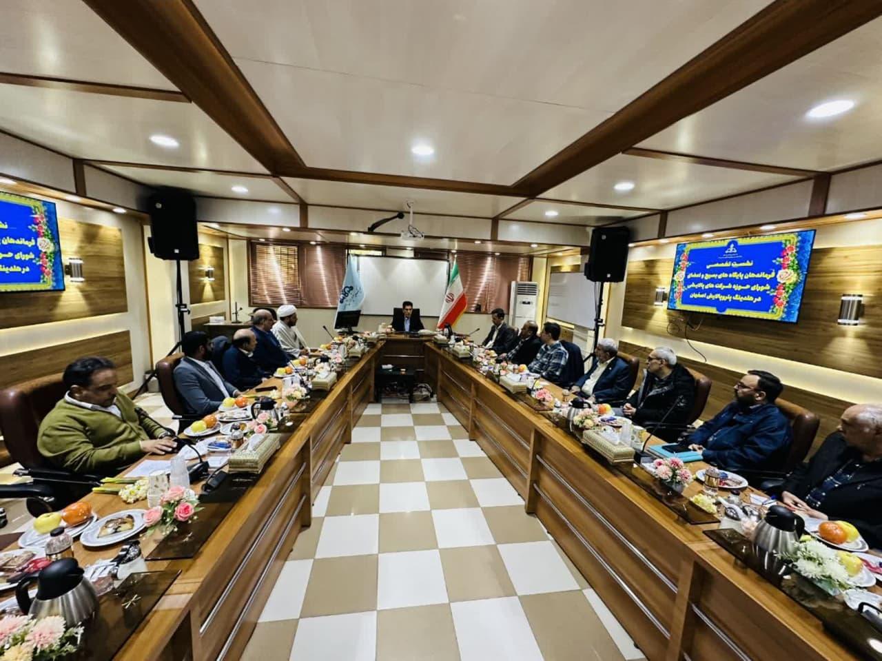 در گام دوم انقلاب باید برای پیشران اقتصادی کشور کار و تلاش کنیم