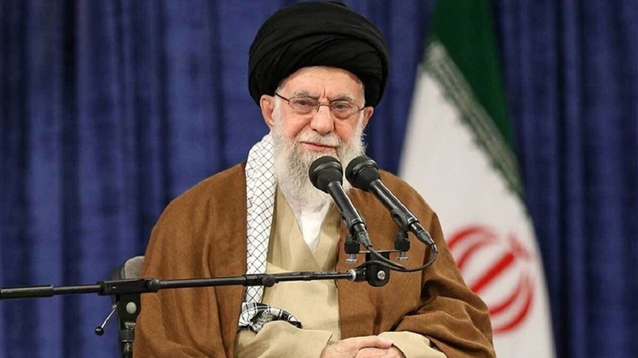 تشکر رهبر انقلاب از ملت ایران به خاطر حضور در پای صندوق‌های رای