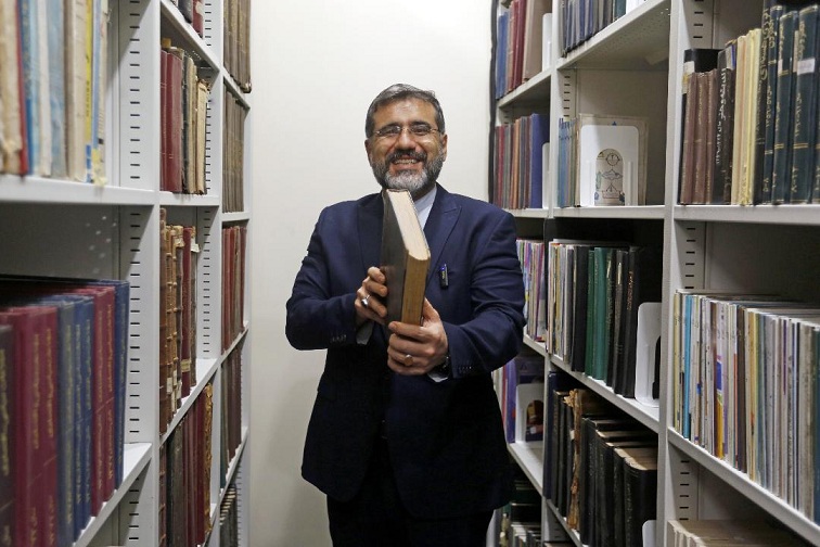 بازگشت کتابخانه عمومی شهید آیت‌ا… دستغیب به مردم، در یک نقطه مهم تاریخ و فرهنگی