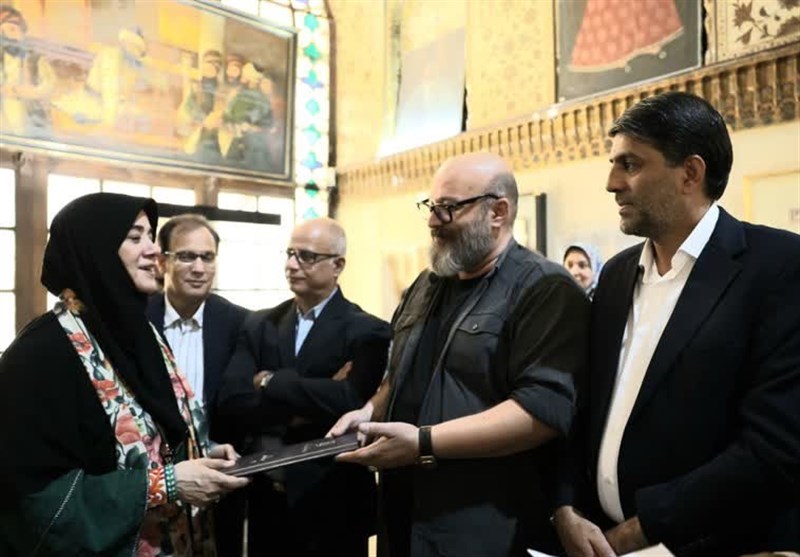 جعبه خاتم ۱۹۰ ساله شیراز به موزه پارس اهدا شد