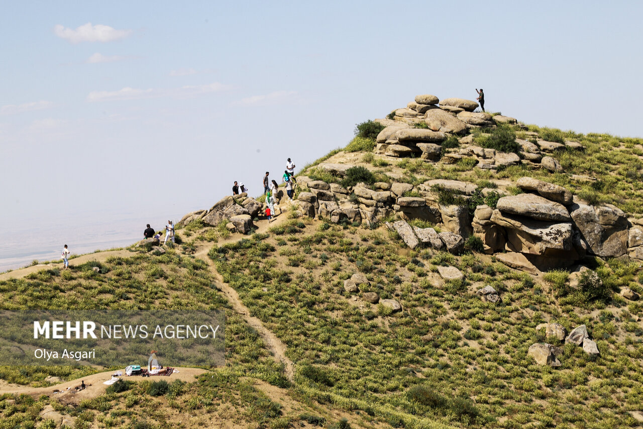 تپه ماهورهای هزار دره