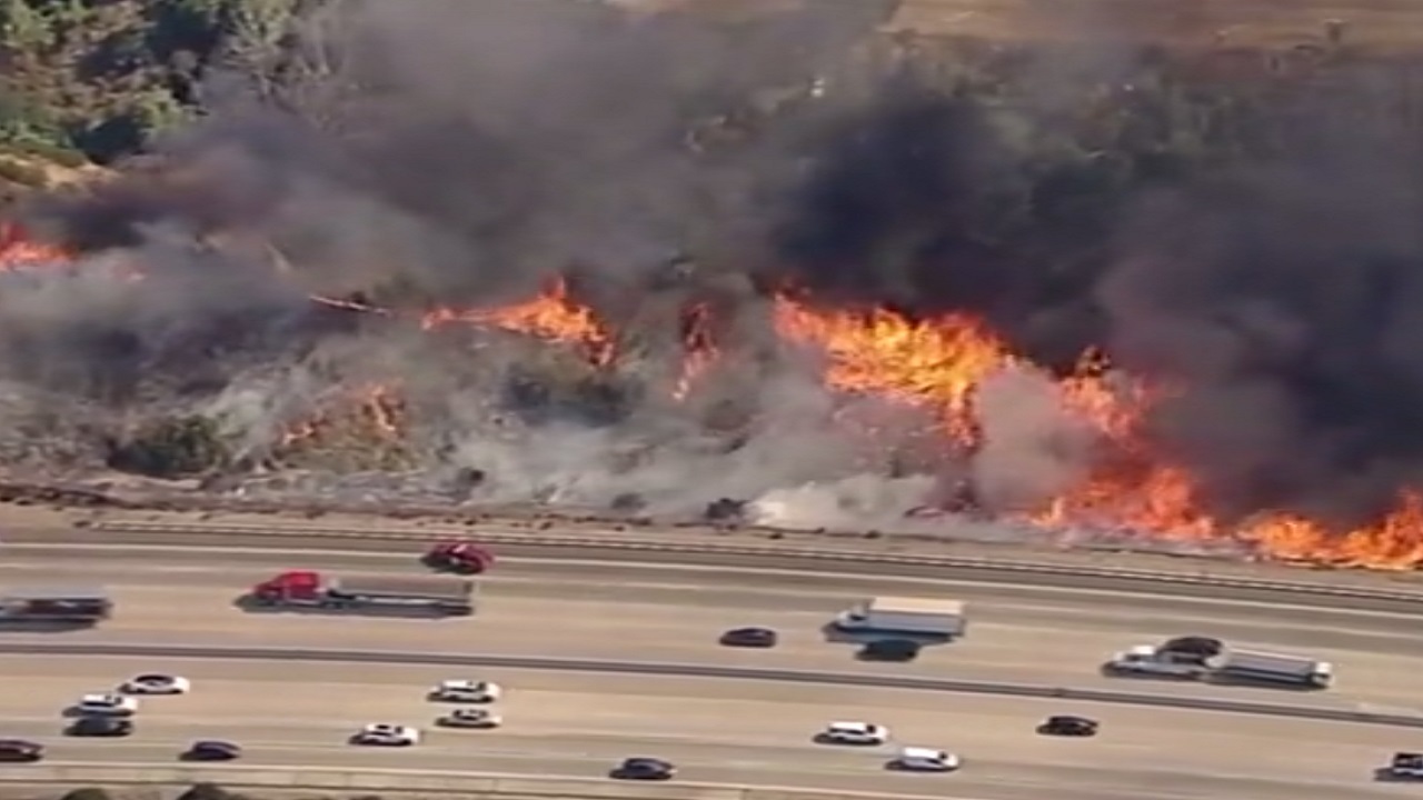 آتش‌سوزی در کوه‌های شمال لس‌آنجلس