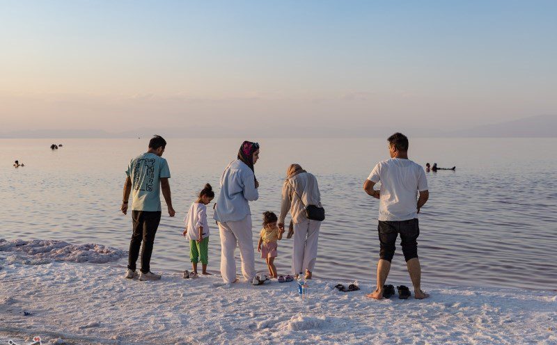 مسافران تابستانی دریاچه ارومیه