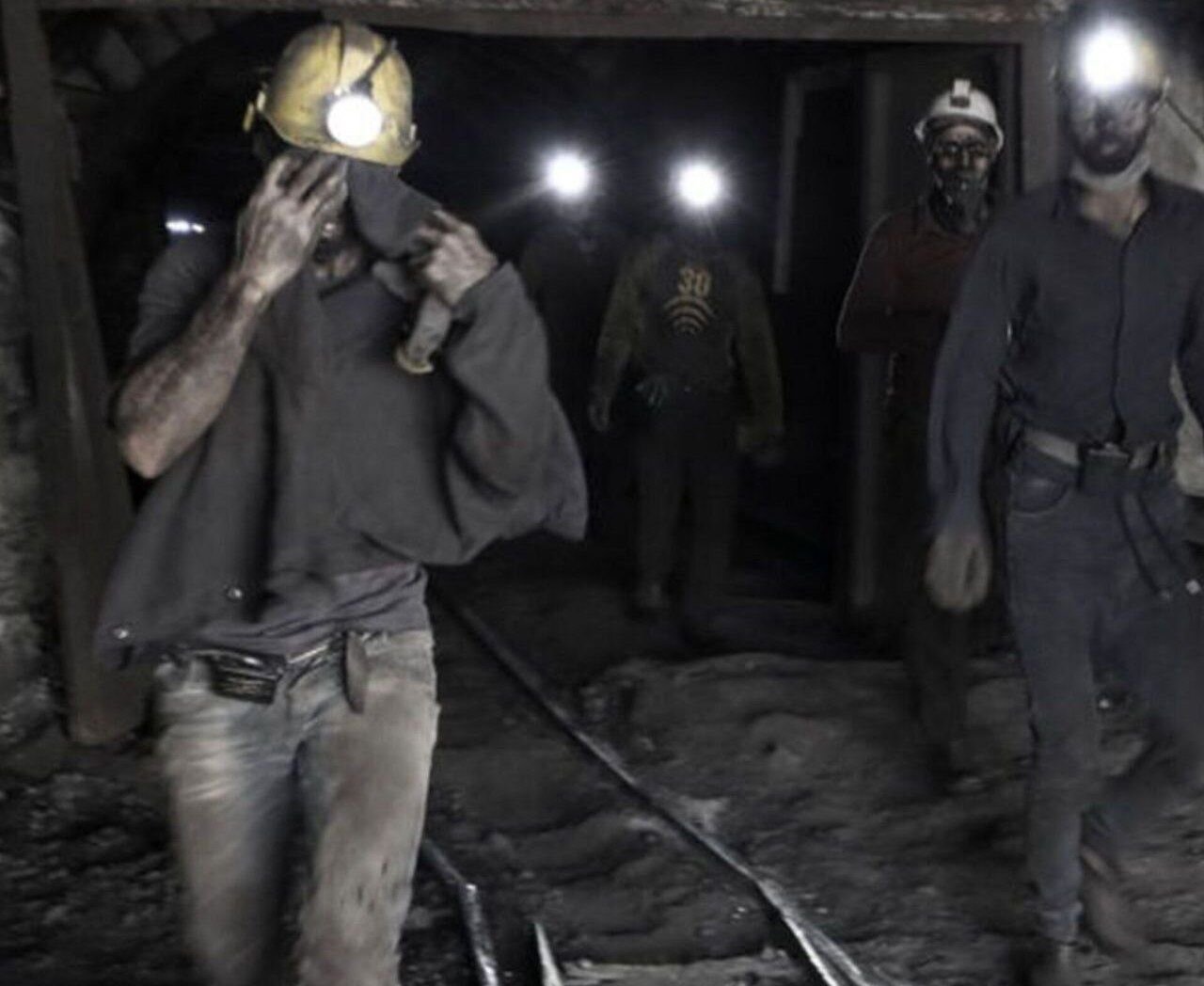 آخرین جزئیات انفجار معدن معدنجوی از زبان نماینده طبس/ افزایش آمار جانباختگان/اسامی مصدومان+تصاویر