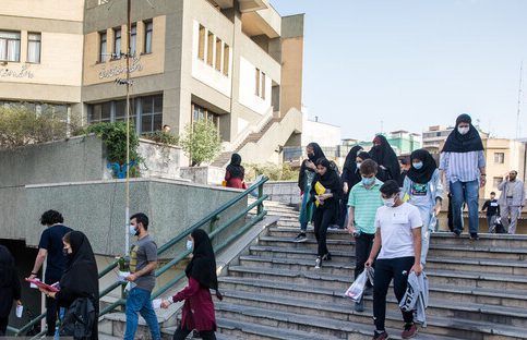 تعیین وضعیت دانشجویان دارای احکام انضباطی تا پایان مهر/ امکان تحصیل آن‌ها در ترم جاری