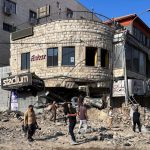 آوارگان جنین در کرانه باختری، پس از محاصره 10 روز جنین در کرانه باختری، نیروهای اشغالگر رژیم صهیونیستی عقب نشینی کردند.