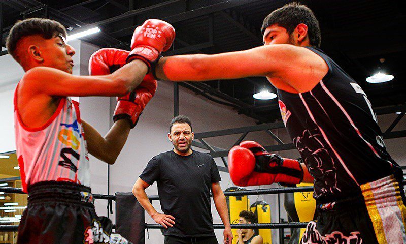 کودک‌ کاری که از دستفروشی به مدال جهانی رسید