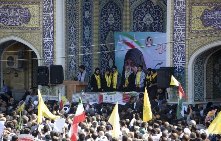 آیین تشییع پیکر شهیده معصومه کرباسی و شهید حجت‌الاسلام صباحی در شیراز