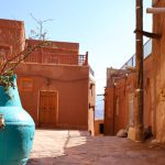 گشتی در روستای تاریخی ابیانه، ابیانه یکی از روستاهای خاص و دیدنی نطنز در استان اصفهان است که در بین گردشگران داخلی و خارجی نیز طرفدار دارد.