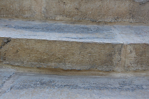 پلکان ورودی آرامگاه حافظ پس از مرمت