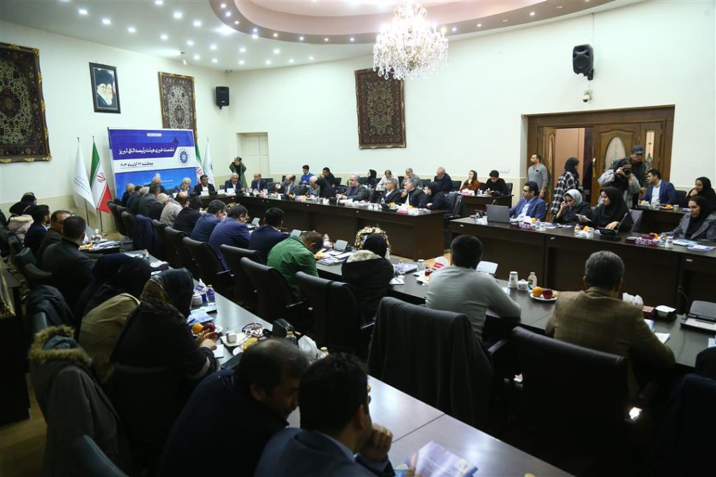  گزارش تصویری نشست خبری هیئت‎ رئیسه اتاق تبریز با خبرنگاران در آستانه برگزاری بیست و هشتمین دوره همایش ملی توسعه صادرات غیرنفتی