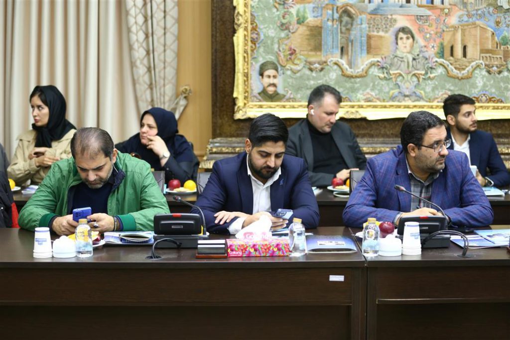  گزارش تصویری نشست خبری هیئت‎ رئیسه اتاق تبریز با خبرنگاران در آستانه برگزاری بیست و هشتمین دوره همایش ملی توسعه صادرات غیرنفتی