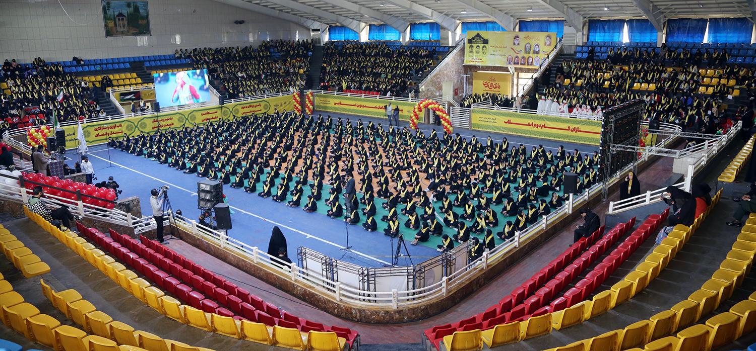 2000 دانش آموز دختر شیرازی “یاوران مقاومت” شدند