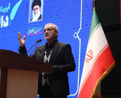 در برق، آب، نفت و بنزین مشکل داریم/ از تجار بپرسید که نبودن FATF چه مشکلی ایجاد کرده است