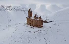 کلیسای هوهانس آذربایجان شرقی برفی شد