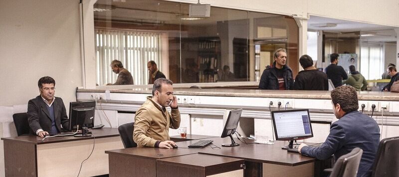 شرکت توزیع برق شیراز: مصرف ادارات در روزهای تعطیل به صفر برسد