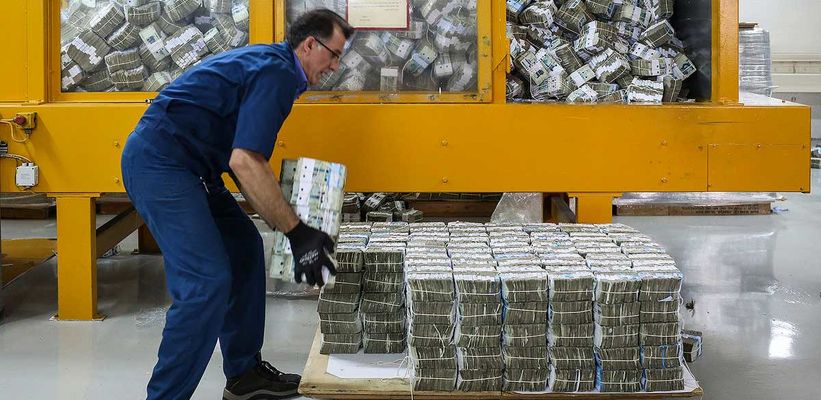 چشم‌پوشی نهادهای نظارتی از وام‌های غیرقانونی بانک آینده به خودی‌ها