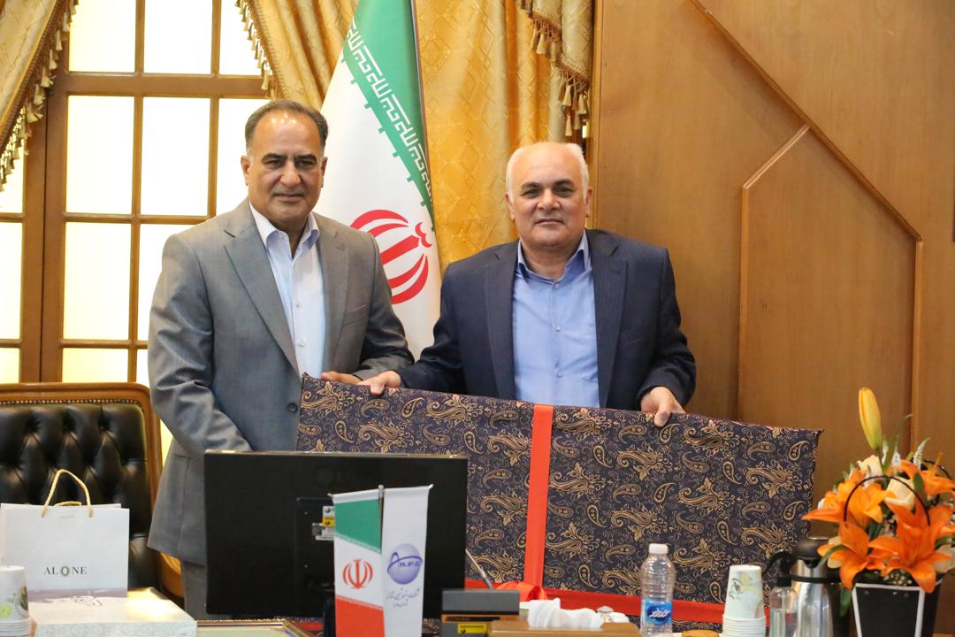 تقدیر از مهندس ساکی به عنوان مرد تولید استان مرکزی