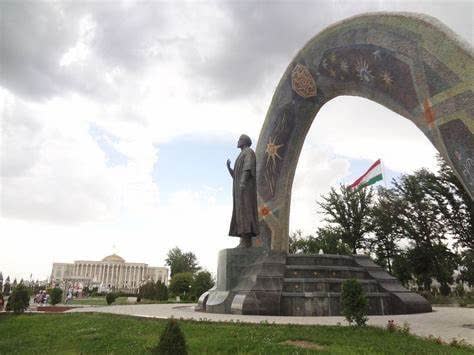 دوشنبه پرخرج و پرحسرت