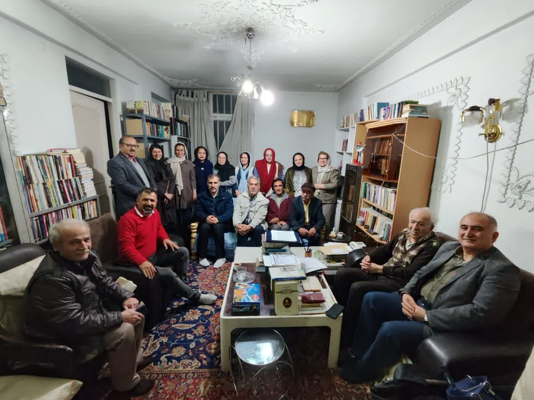 از هیچ به همه جا 