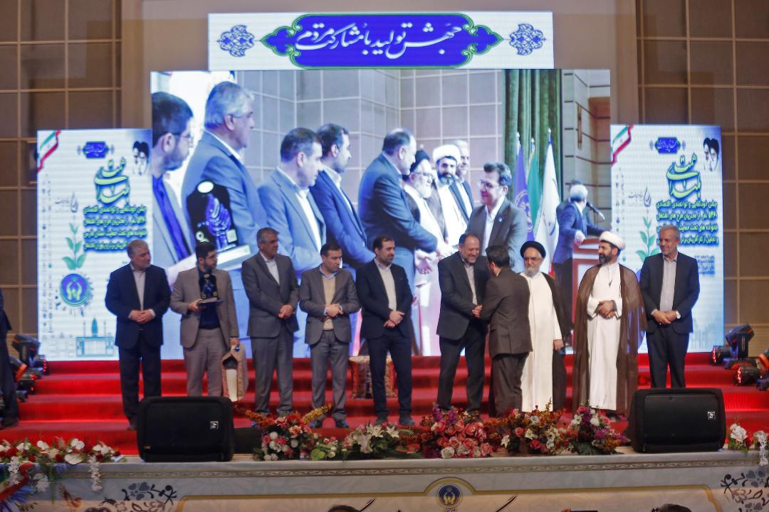 جشن خودکفایی و توانمندی اقتصادی بیش از ۵هزار نفر مجریان طرح های اشتغال کمیته امداد امام فارس