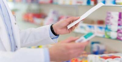 حدود ۱۰ همت بابت مطالبات داروخانه‌ها پرداخت شد/ تسویه بدهی‌ها تا پایان آذر