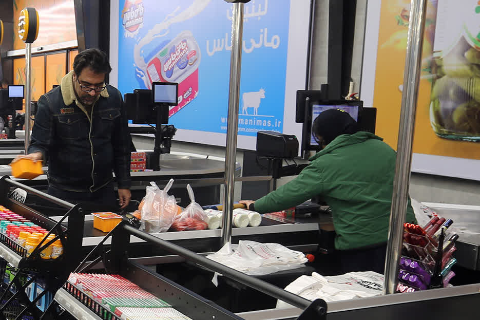 سنگ اندازی بر سر راه یک کالا برگ بخور و نمیر 