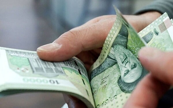 شمارش معکوس برای تعیین دستمزد ۱۵ میلیون کارگر ایرانی/ مذاکرات دستمزد جدی‌تر می‌شود