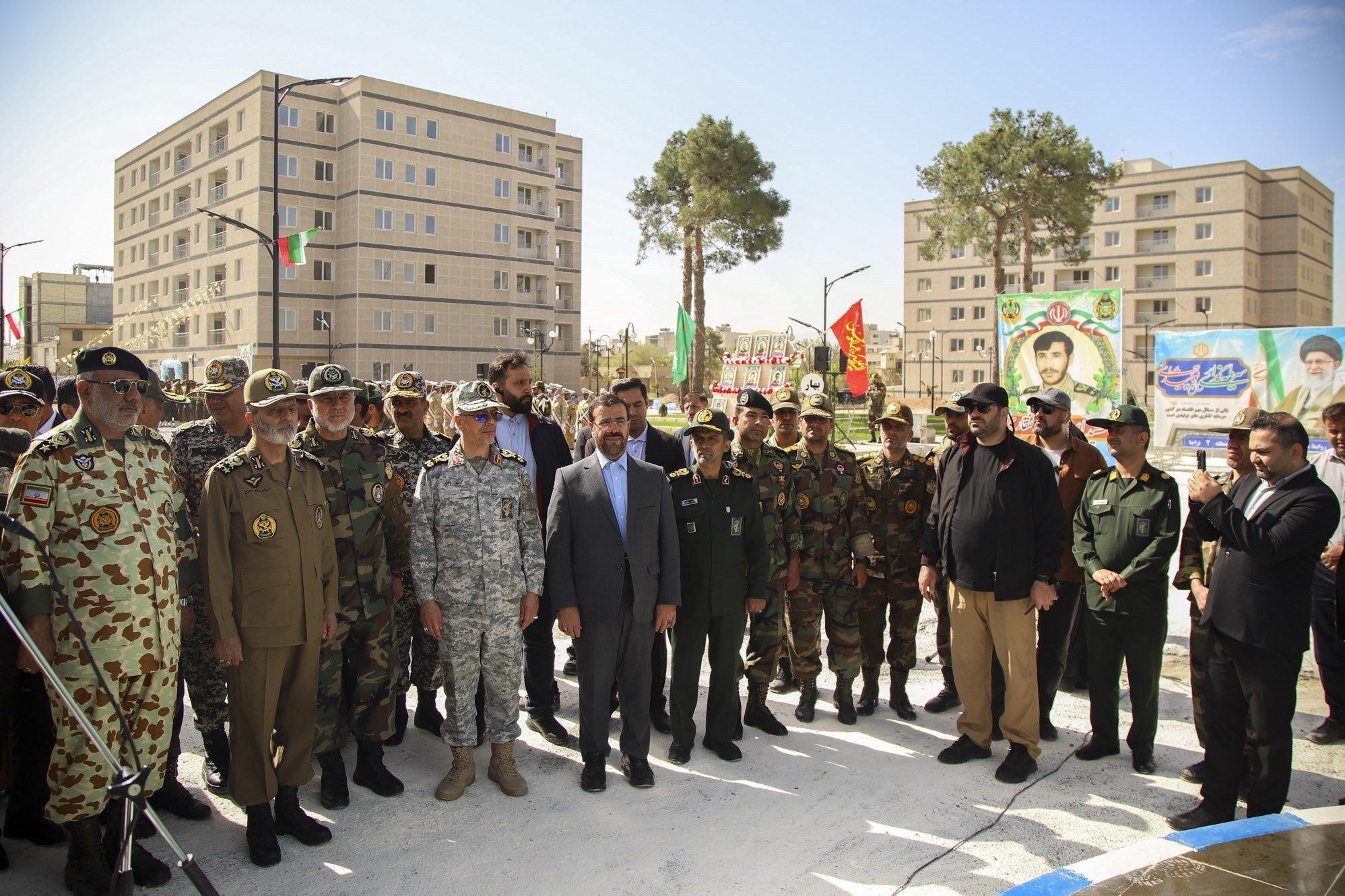 نیروهای مسلح ضامن امنیت و اقتدار ملی فارس هستند