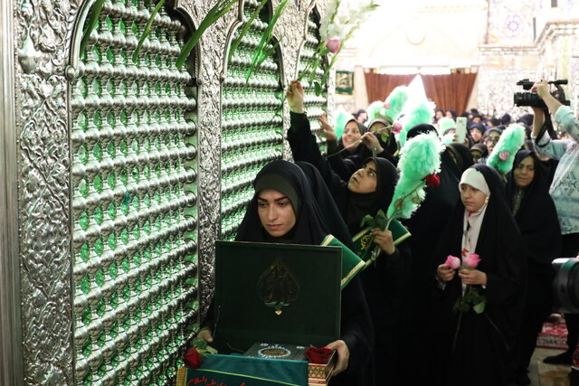 برگزاری همایش «دختر بابام» با حضور هزار دانش‌آموز دختر در حرم شاهچراغ(ع)