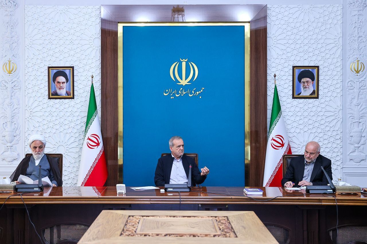 تدوین راهبردی جامع، با محوریت کاهش شدت مصرف انرژی