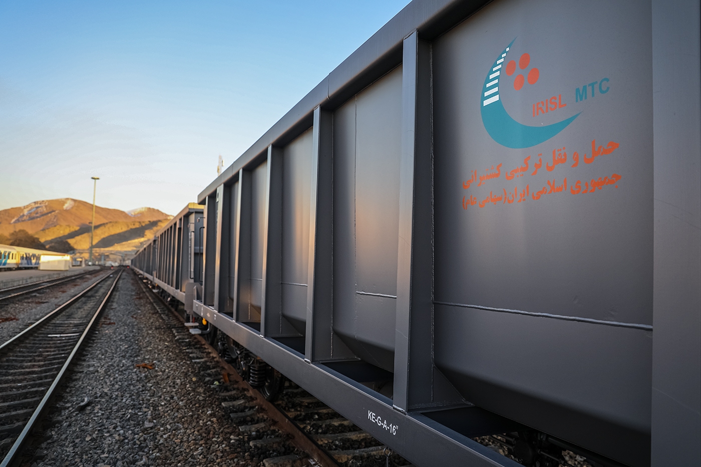 ثبت رکورد بی‌سابقه با حمل ریلی ۱۵۳ هزار تُن کالا در یک ماه