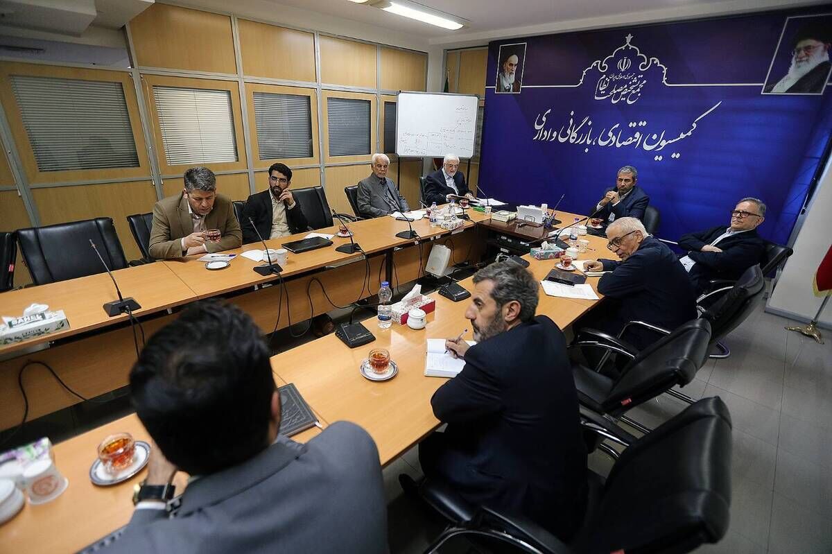 جزئیات جلسه کمیسیون اقتصادی مجمع تشخیص با روسای اسبق بانک مرکزی