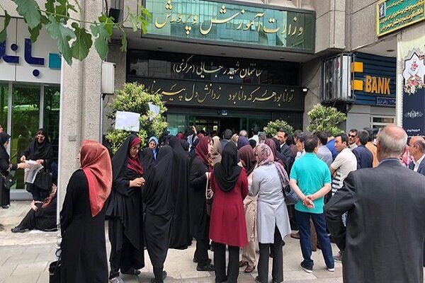 داستان معترضان آزمون کیفیت‌بخشی آموزش و پرورش؛ باید استخدام شویم