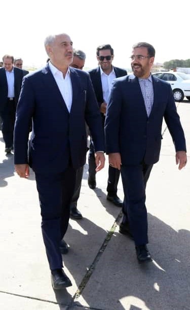 در بعضی از پروژه های ناتمام پای آبروی فارس در میان است