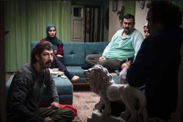 دعواهای واقعیِ یک خانواده معمولی در تلویزیون!