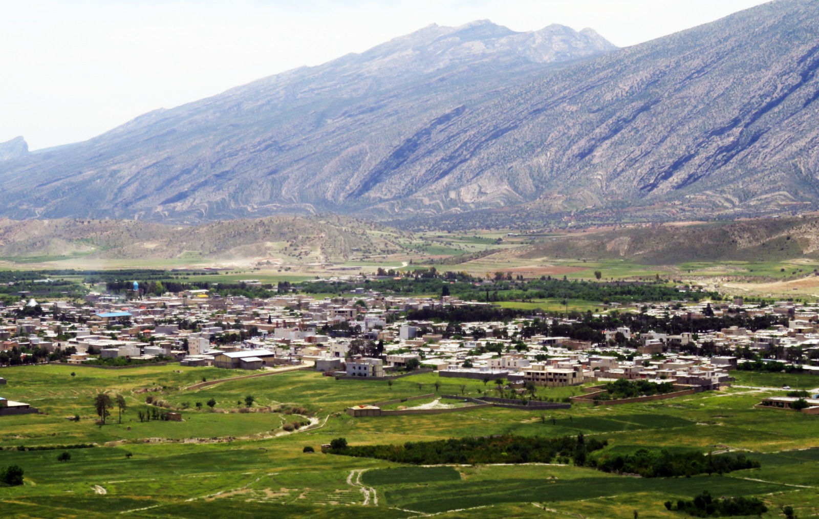 شهر گل و گلاب در بن بست وقفی بودن یا نبودن 