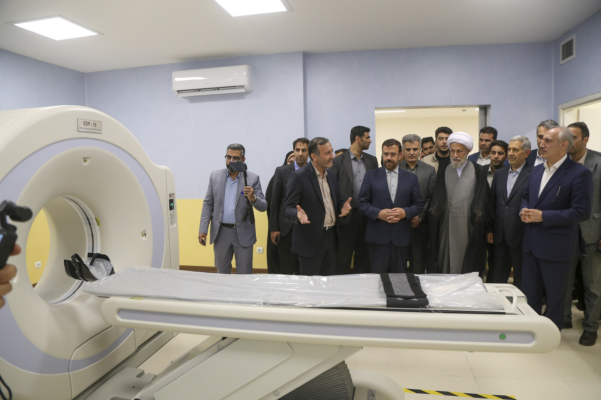 قلب سلامت در دل صدرا می تپد 