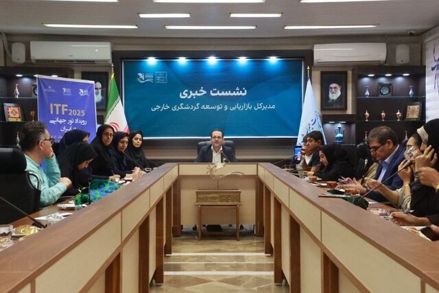 سفر ۱۰۰ تورگردان خارجی به تهران