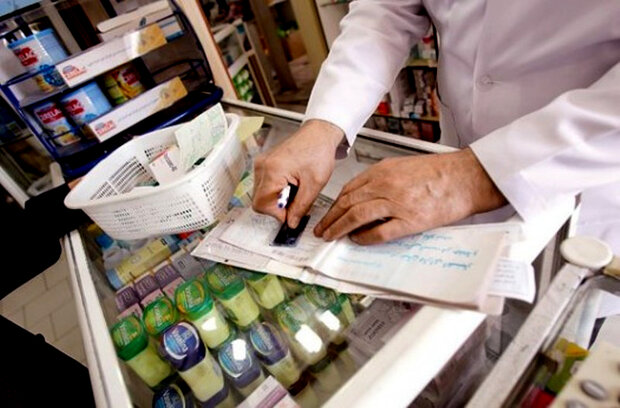 مشاوره دارویی؛ مسئولیت فراموش‌شده یا درآمد پنهان؟