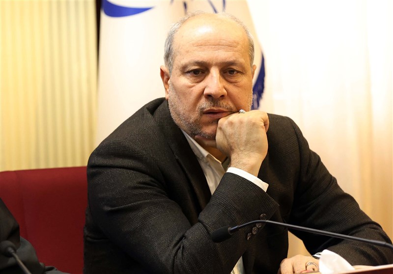 مناف هاشمی: اگر شرایط ارزی به همین شکل بماند اعتبار خوبی به فدراسیون‌ها می‌دهیم