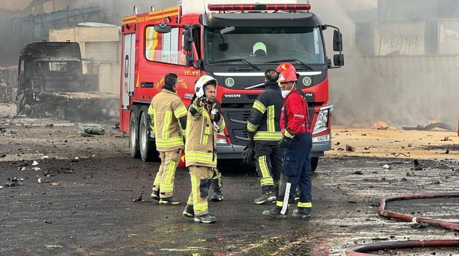 مهار آتش در بندر شهید رجایی؛ آغاز فصل تازه‌ای از آواربرداری و ادامه تحقیقات