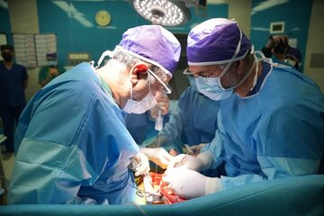 نخستین عمل پیوند قلب پزشکان ایرانی در عمان با موفقیت انجام شد