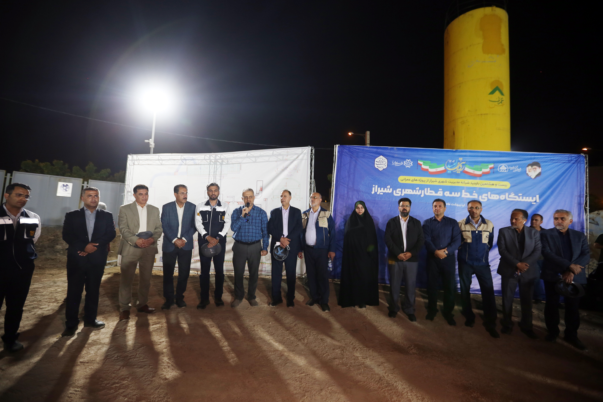 کند و کاو زندگی در شب های شیراز